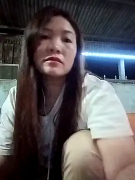 Snapshot of MyLoLy chatting on 10.23.25 MyLoLy online show from 10.23.25