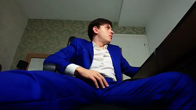 FelixStarkk online show from 10.13.25