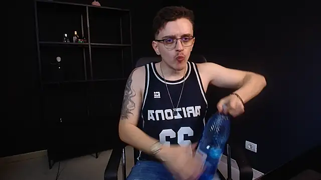 FelixStarkk online show from 06.04.26