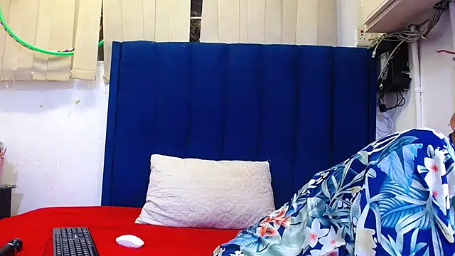 ItsMsBankss02 online show from 09.19.25