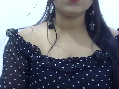 LIYO  online show from 03.14.26