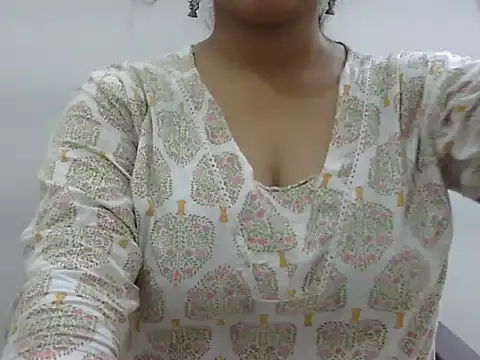 LIYO  online show from 05.25.26