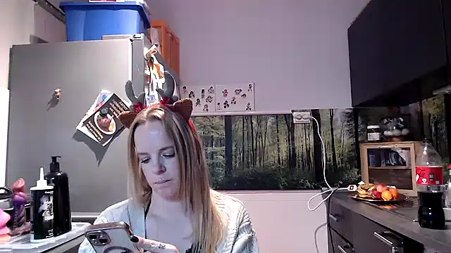 SexyMilf 37 online show from 12.17.25