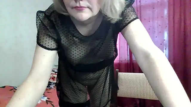 Snapshot of AlliRain chatting on 03.27.26 AlliRain online show from 03.27.26