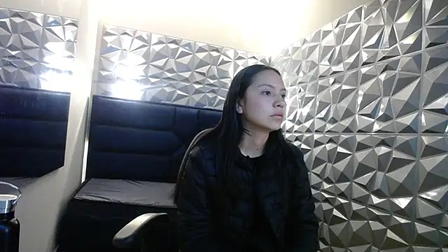 Snapshot of katalina07_1 chatting on 09.15.25 katalina07 1 online show from 09.15.25