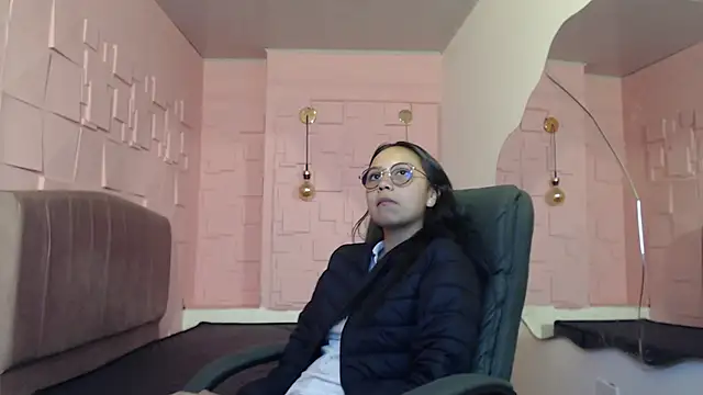 Snapshot of katalina07_1 chatting on 09.27.25 katalina07 1 online show from 09.27.25