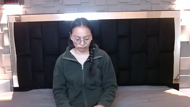 Snapshot of katalina07_1 chatting on 10.04.25 katalina07 1 online show from 10.04.25