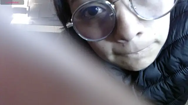 Snapshot of katalina07_1 chatting on 10.10.25 katalina07 1 online show from 10.10.25