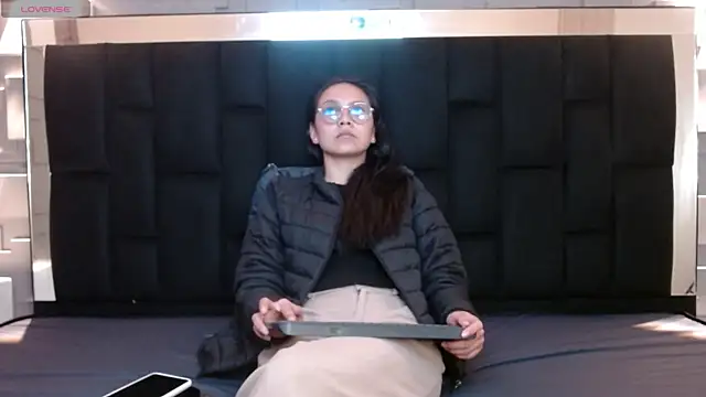 Snapshot of katalina07_1 chatting on 10.11.25 katalina07 1 online show from 10.11.25