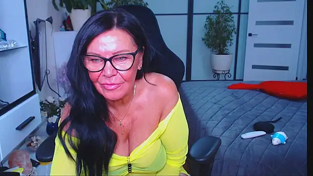 Anna Blare online show from 09.26.25