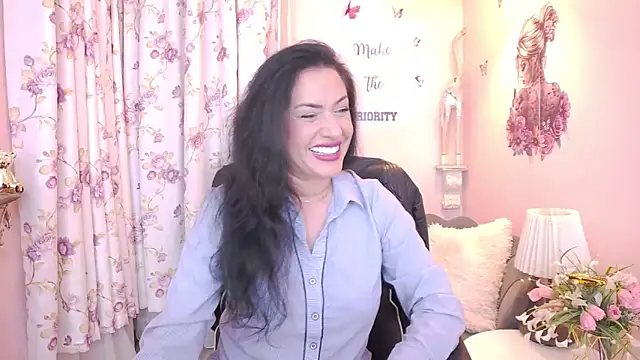 Snapshot of MyLovOne chatting on 02.27.26 MyLovOne online show from 02.27.26