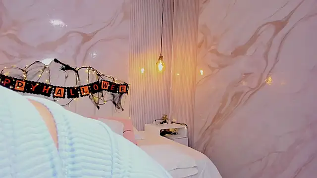 luna hot ass online show from 10.30.25