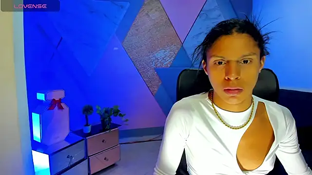 Snapshot of keytinthomson_ chatting on 10.03.25 keytinthomson  online show from 10.03.25