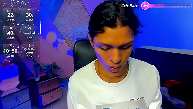 Snapshot of keytinthomson_ chatting on 10.10.25 keytinthomson  online show from 10.10.25