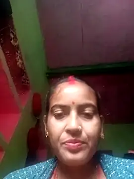 Snapshot of Hot_chinkiji chatting on 10.28.25 Hot chinkiji online show from 10.28.25