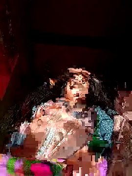 Snapshot of Hot_chinkiji chatting on 10.29.25 Hot chinkiji online show from 10.29.25