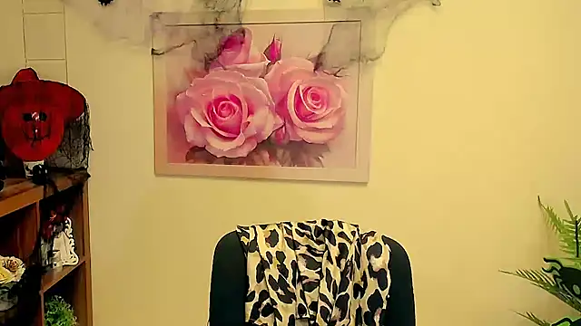 TwoBigSuns online show from 10.13.25