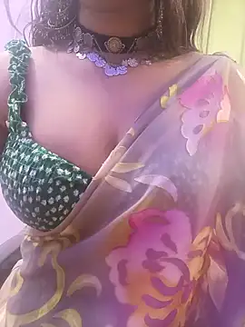 Naina 007 online show from 09.18.25