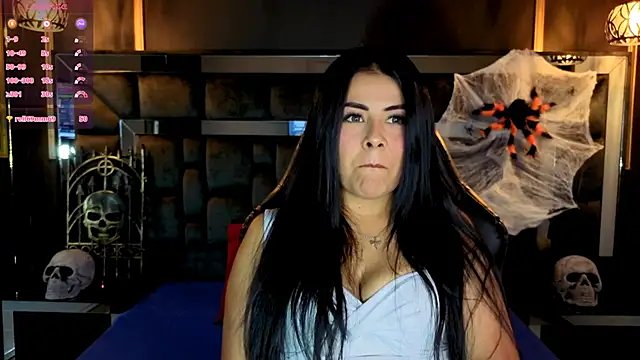 Aniajoness  online show from 10.11.25