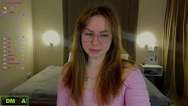 MikaBloom online show from 11.30.25