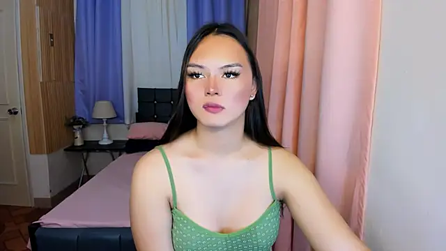 Snapshot of ameliamaureen chatting on 06.07.26 ameliamaureen online show from 06.07.26