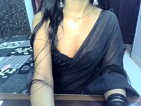 Snapshot of Meri_Cutie_Pie chatting on 10.26.25 Meri Cutie Pie online show from 10.26.25