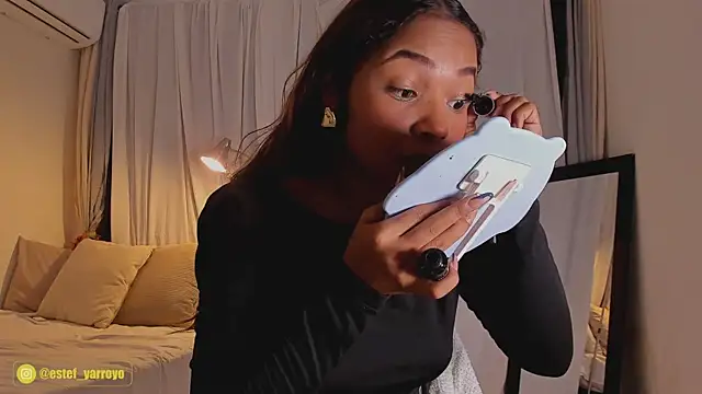 Snapshot of Estefy_arroyo1 chatting on 10.05.25 Estefy arroyo1 online show from 10.05.25