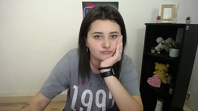 Snapshot of Katrin_kiss_ chatting on 09.22.25 Katrin kiss  online show from 09.22.25