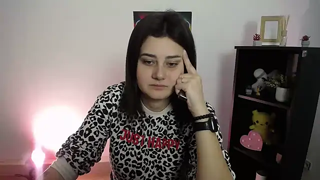 Snapshot of Katrin_kiss_ chatting on 09.28.25 Katrin kiss  online show from 09.28.25