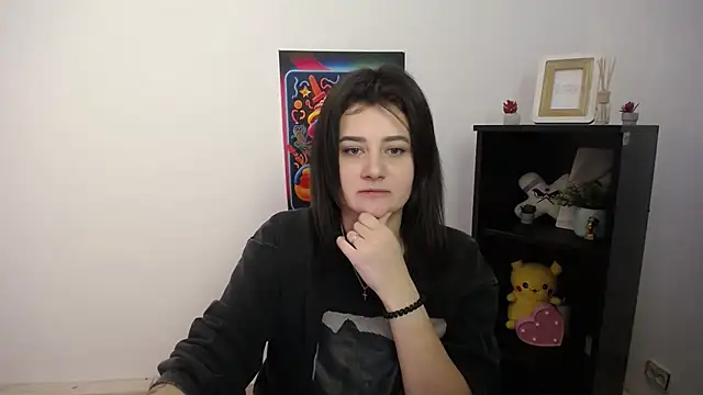 Snapshot of Katrin_kiss_ chatting on 10.17.25 Katrin kiss  online show from 10.17.25