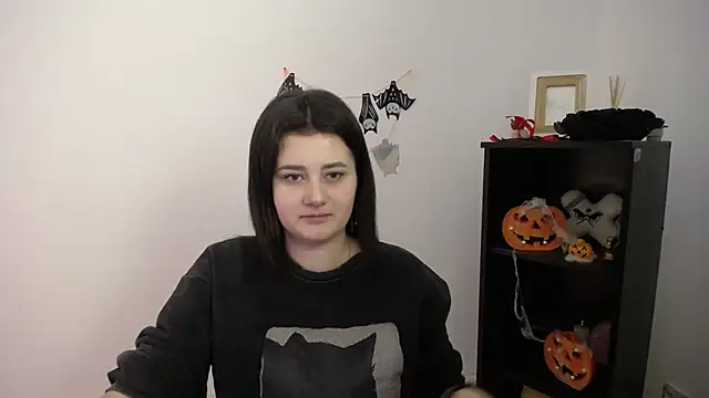 Snapshot of Katrin_kiss_ chatting on 10.30.25 Katrin kiss  online show from 10.30.25