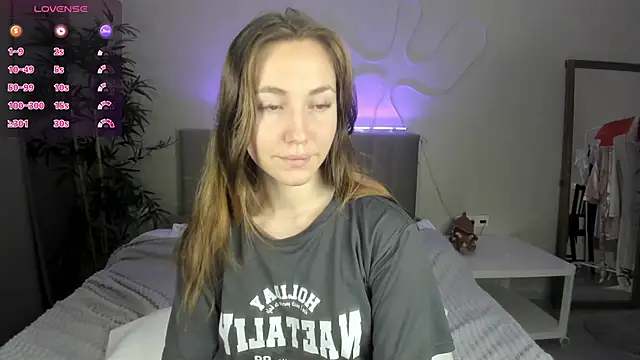 Luna G0ld online show from 09.25.25