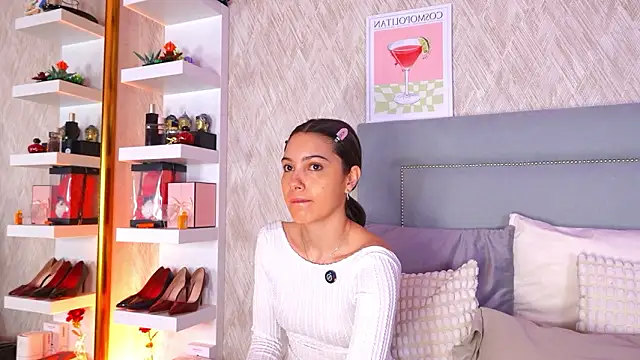 Sofy Bradd online show from 03.01.26