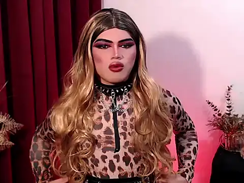 Snapshot of ShaneX01 chatting on 04.12.26 ShaneX01 online show from 04.12.26