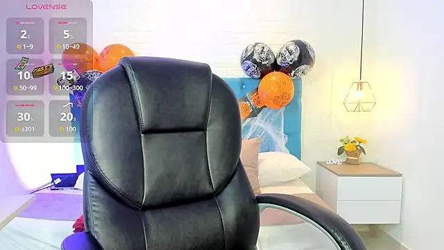 julieta miller01 online show from 10.28.25