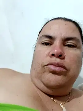 yaneth  online show from 10.14.25