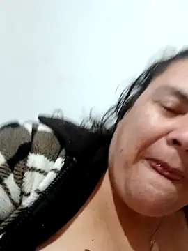 yaneth  online show from 12.21.25