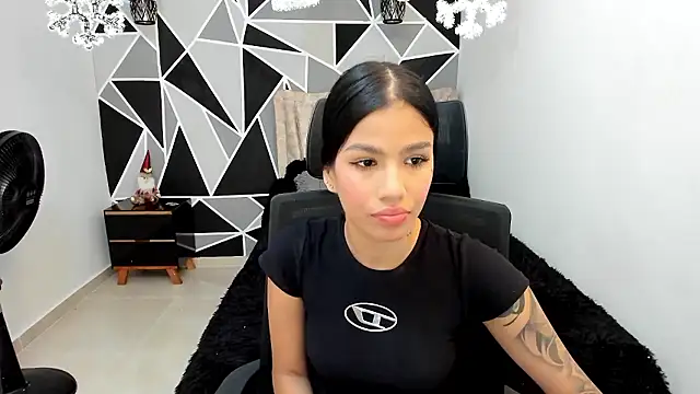 valeria-duarte online show from 01.05.26