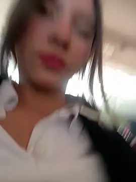 Snapshot of Katie_rawwww chatting on 10.24.25 Katie rawwww online show from 10.24.25