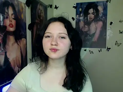 LadyAlice  online show from 12.22.25