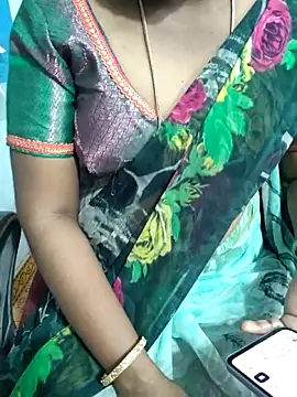 Snapshot of lolida69thamil chatting on 10.04.25 lolida69thamil online show from 10.04.25