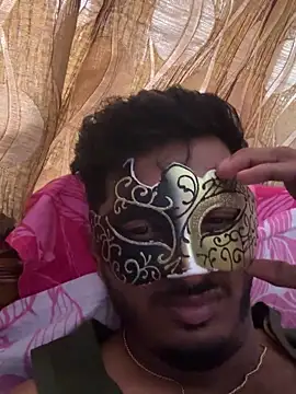 Snapshot of VVcouple chatting on 09.21.25 VVcouple online show from 09.21.25