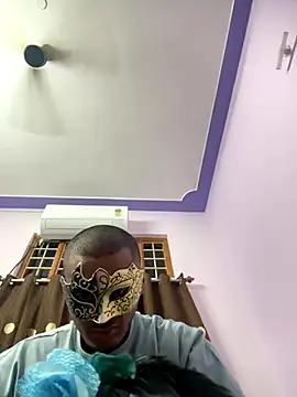 VVcouple online show from 11.26.25