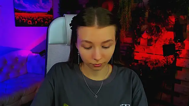 JulieDaniel online show from 09.18.25