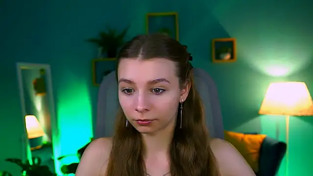 JulieDaniel online show from 10.21.25