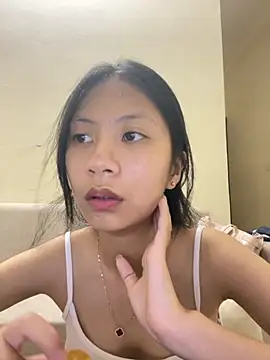 Lil-Gi online show from 10.16.25