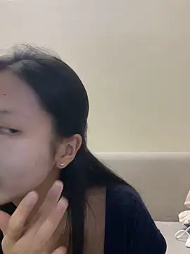 Lil-Gi online show from 10.23.25