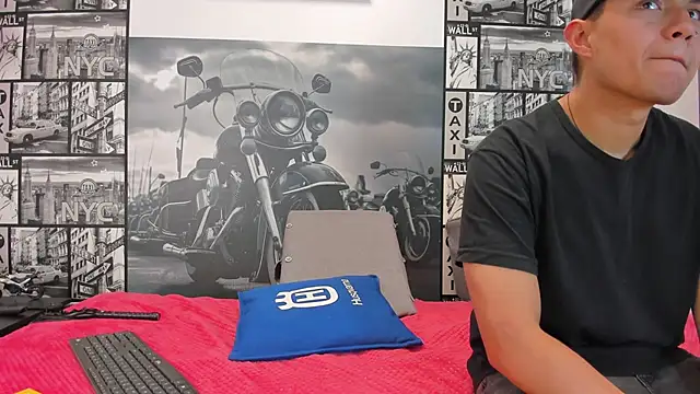 Light Haze online show from 10.30.25