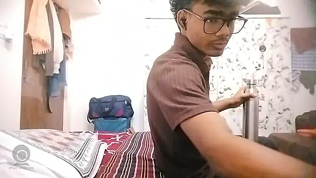 Snapshot of Rahulisagoodguy chatting on 09.22.25 Rahulisagoodguy online show from 09.22.25