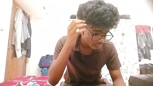 Snapshot of Rahulisagoodguy chatting on 10.11.25 Rahulisagoodguy online show from 10.11.25